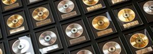 como vivir del arte musica